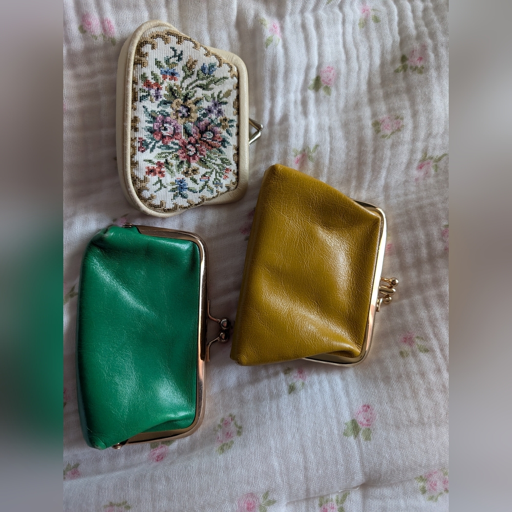 3 kiss lock coin purses.